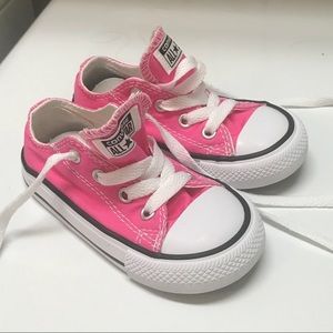 EUC pink converse